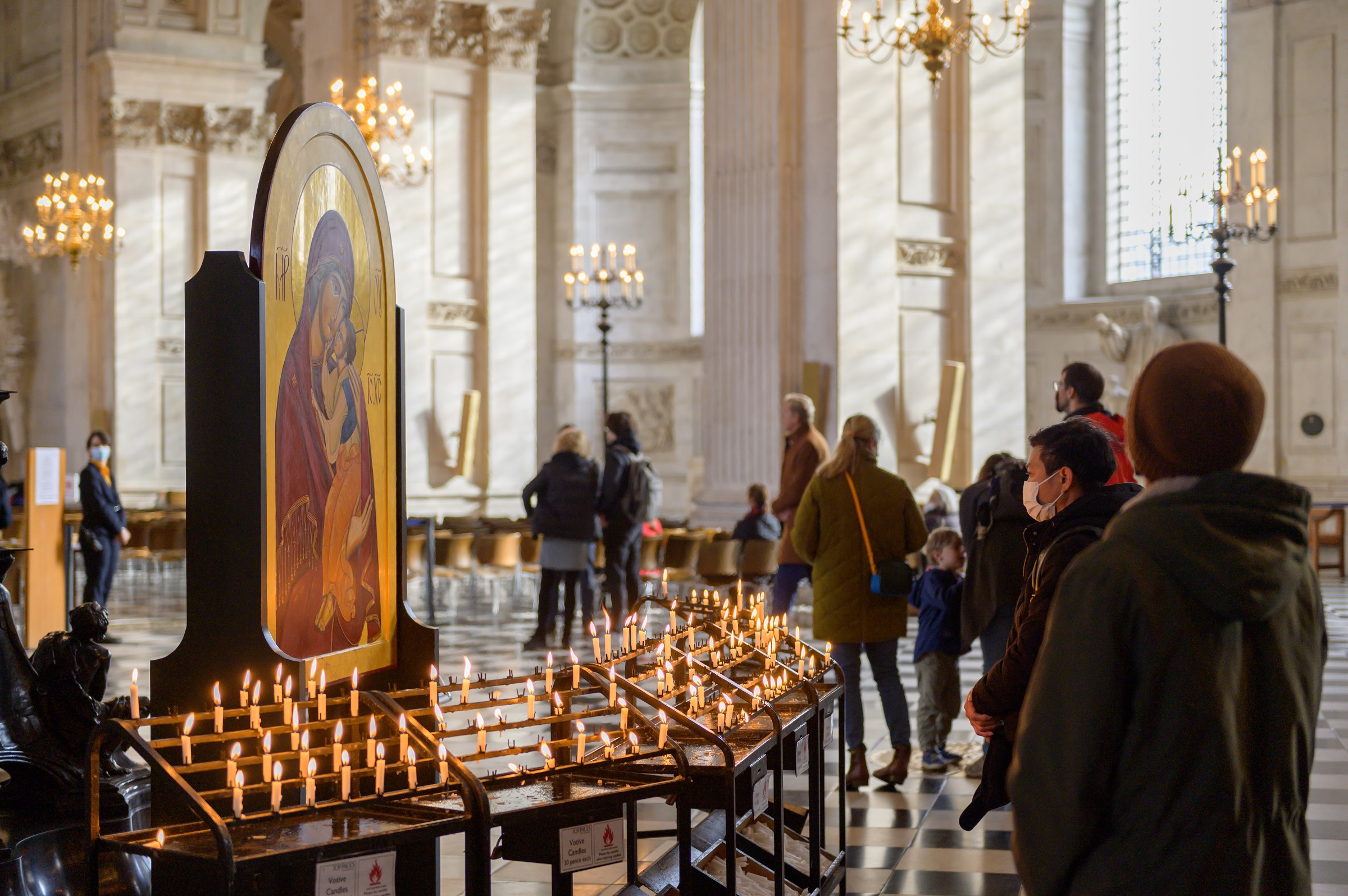 candles prayer worship mourning