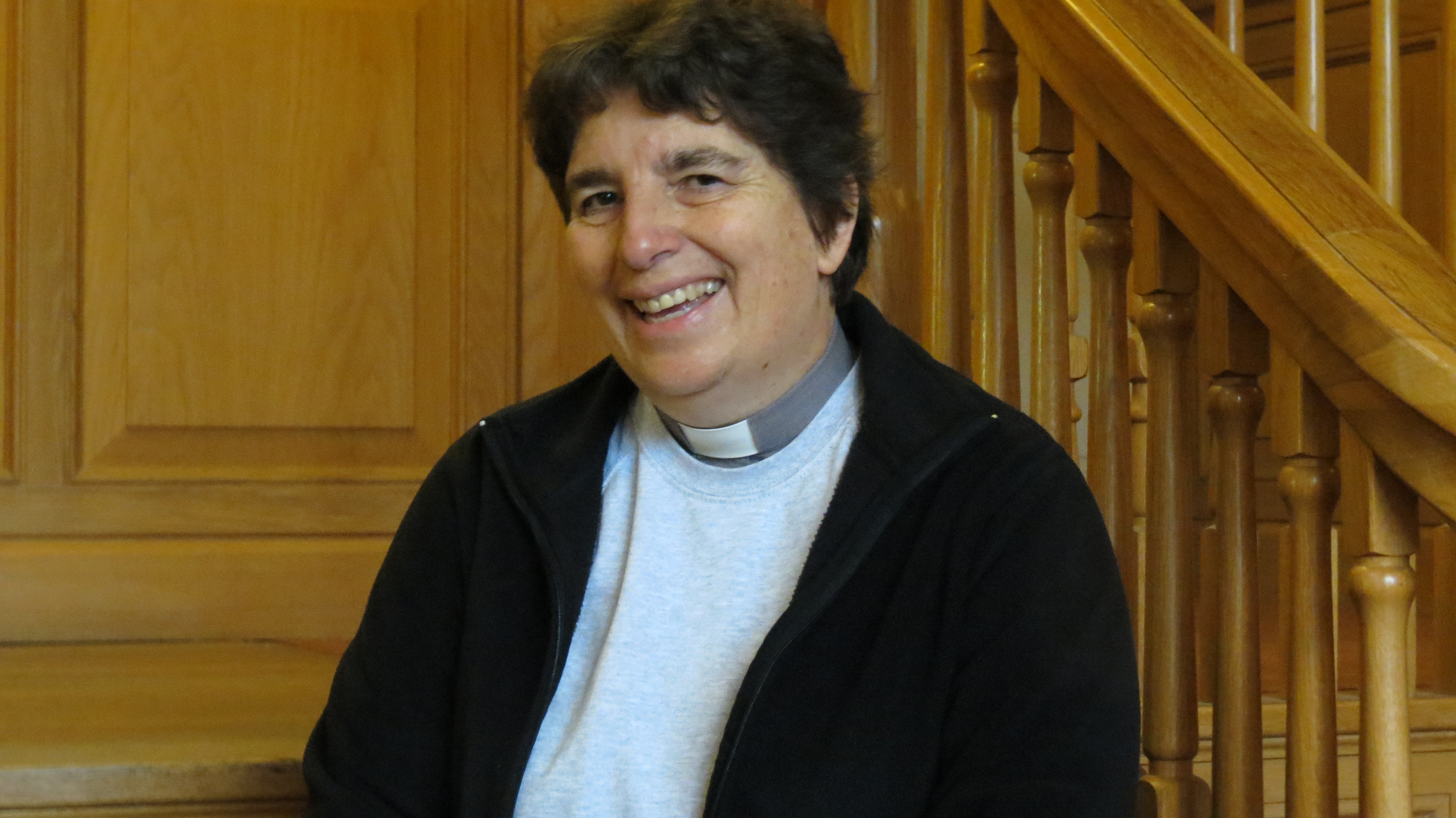 An image of the Cathedral Chaplain Paula Hollingsworth