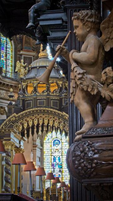 A view into the quire