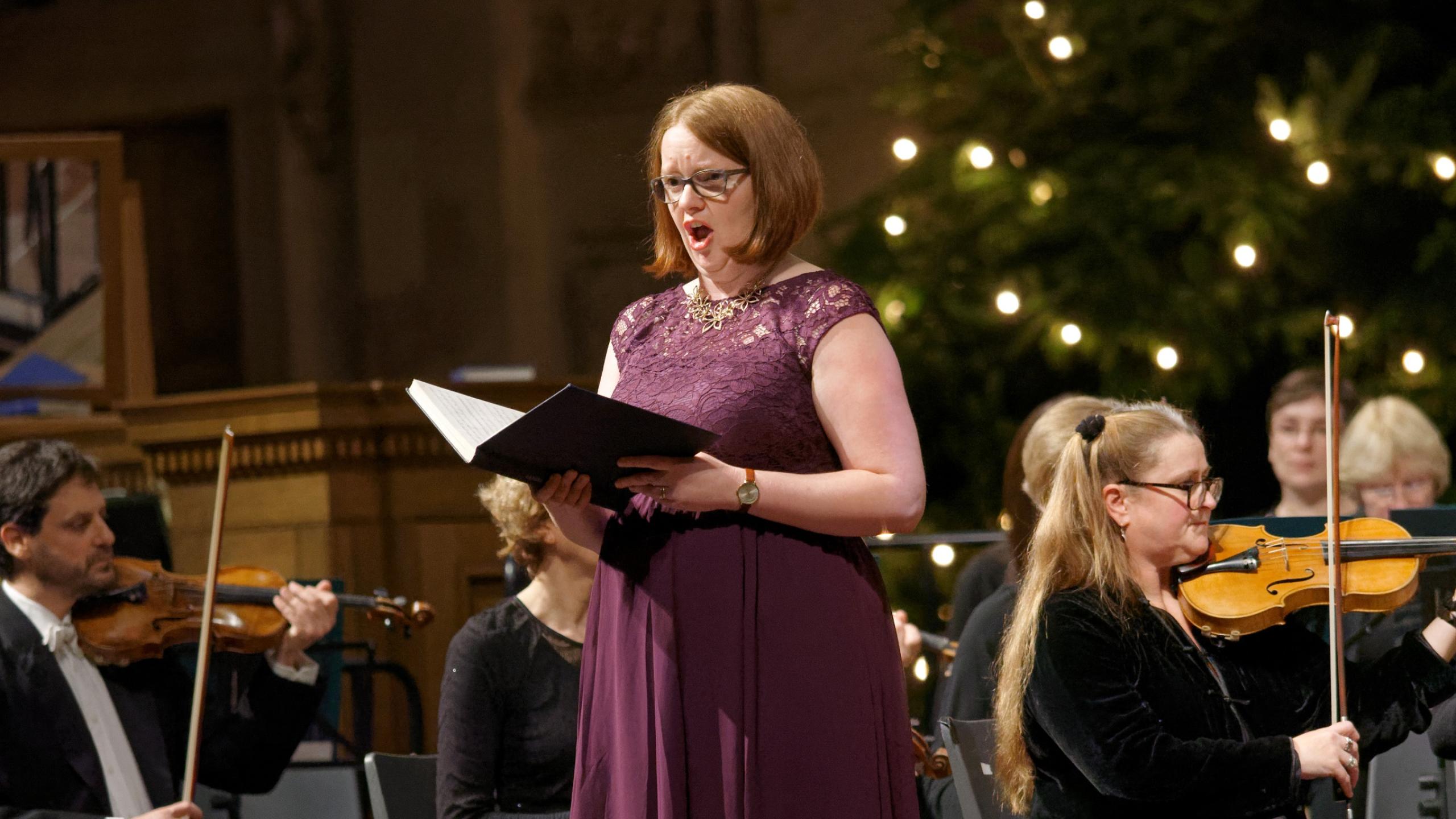 christmas performance singer handels messiah vocalist music