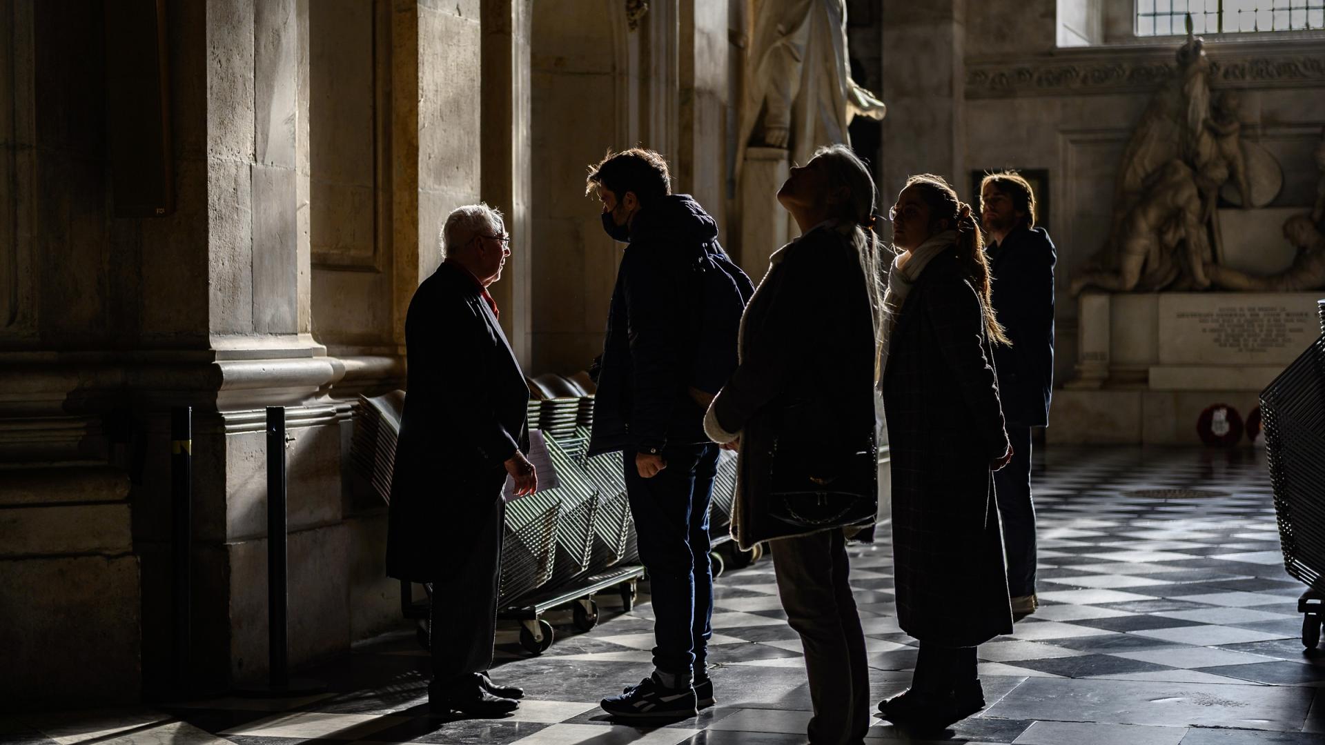 worship congregation dark nave talking service