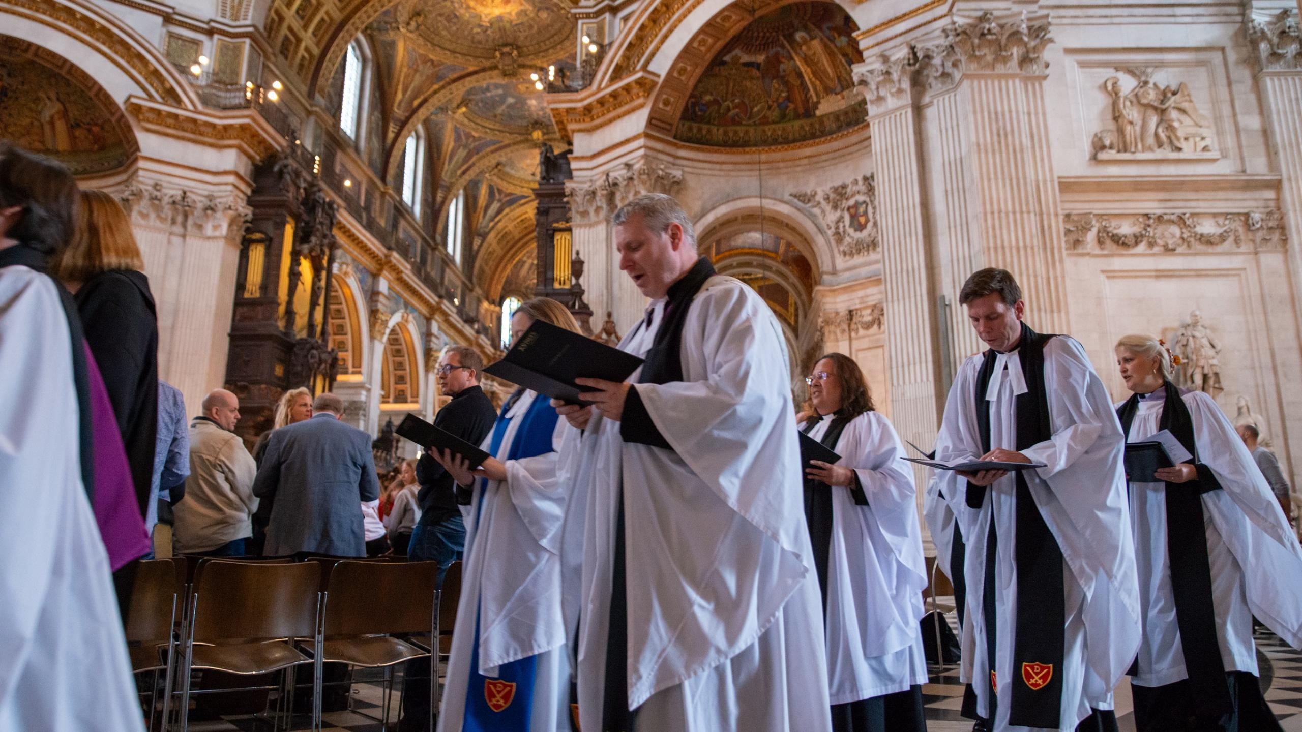 procession at service