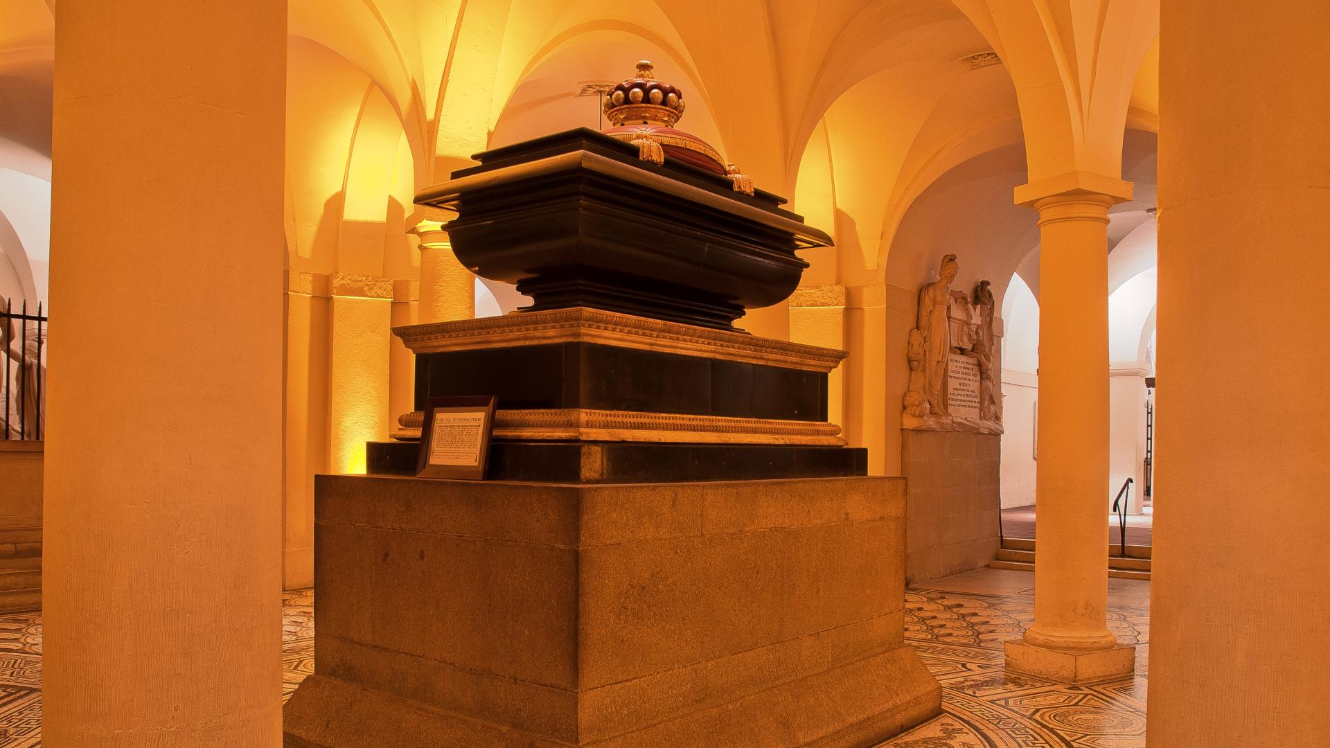 The tomb of Horatio Nelson in the Crypt.