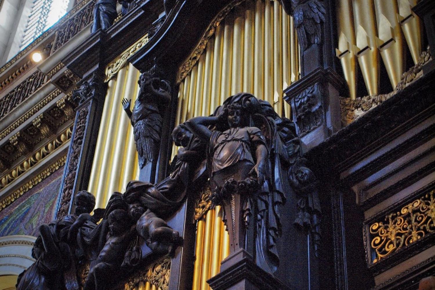 the grand organ pipework and carvings