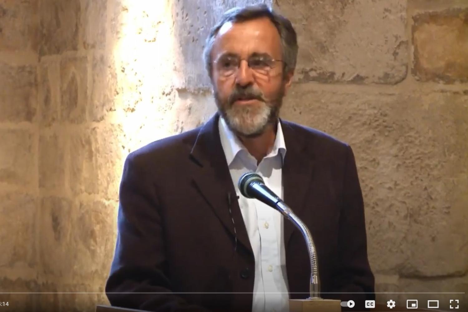 Patrick Woodhouse speaking in the Wren Suite in St Paul's Cathedral