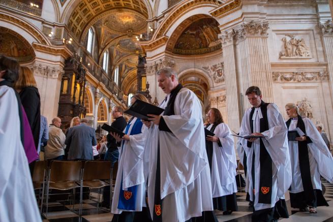 procession at service