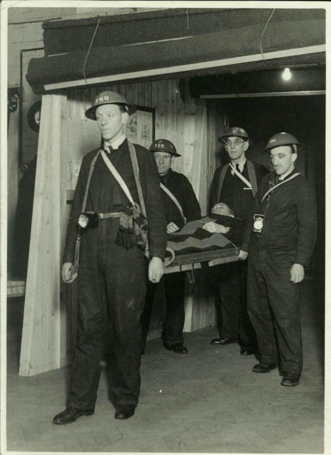 A black and white photo of the first aid team of the St Paul's Watch 