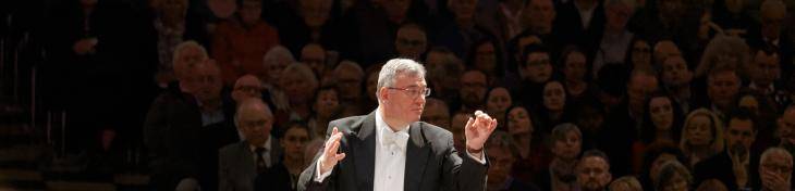 conductor orchestra stage music handels messiah