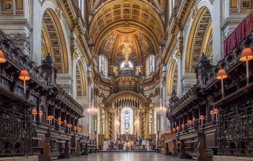 Image of Quire and mosaics at St Paul's