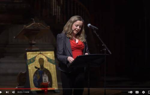 Paula Gooder speaking in St Paul's Cathedral