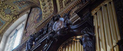 the grand organ pipework and carvings